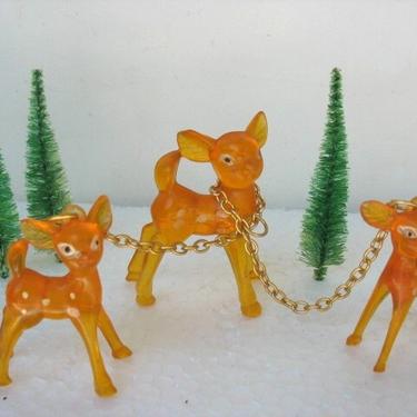Kitsch Deer Family Mom Deer Reindeer With 2 Babies Cake Topper Chained Together Amber Plastic Fawn Novelty Trio Of Deer 