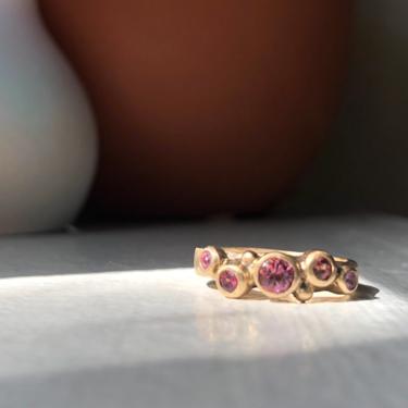 14k Yellow Gold and Pink and Orange Stone Bubble Ring 