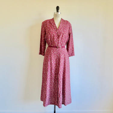 Vintage 1940's Burgundy Maroon Cold Rayon Print Day Dress Rockabilly Swing  WW2 Era 29.5&amp;quot; Waist Medium 
