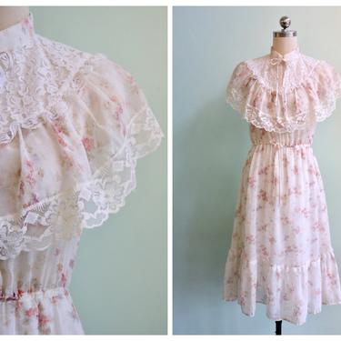 Vintage 1970's White Floral Prairie Dress | Size Small 