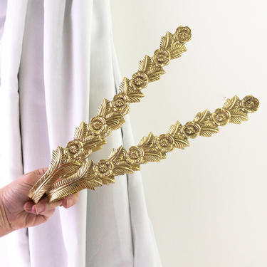 Pair of Large Vintage Brass Curtain Holdbacks, Set of 2 Shiny Gold Metal Curtain Tie Backs, Floral Decor, Made in India 