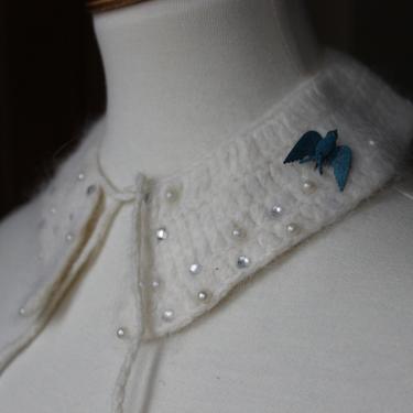 Cream 1950's Cashmere Removable Collar with Blue Bird, Pearls, and Rhinestones 