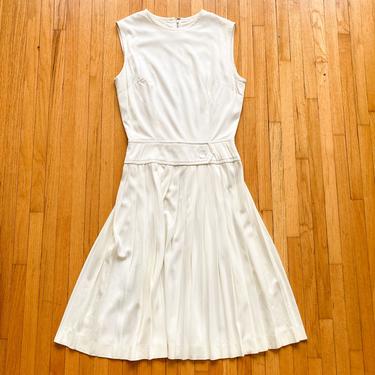 60s Cream Sleeveless Pleated Mod Dress | Extra Small 