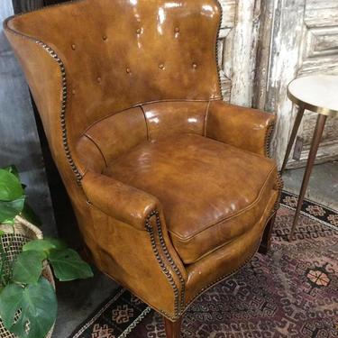 VINTAGE LEATHER CLUB CHAIR