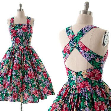 Vintage 1980s Sundress | 80s Floral Printed Cotton Criss Cross Buttoned Straps Open Back Circle Skirt Midi Dress with Pockets (large) 