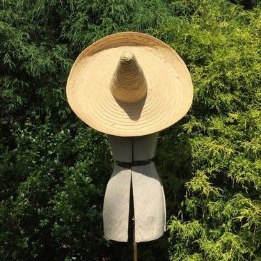 Vintage Super Wide Brim Woven Straw Pointed Sun Hat Size Large 