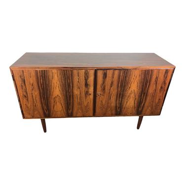 Mid Century Danish Rosewood Credenza By Hundevad 2 of 2 