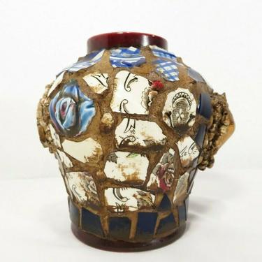 Vtg BROKEN TILE &amp; SEASHELL MOSAIC CANDLE HOLDER Sculpture FOLK ART Homemade Vase