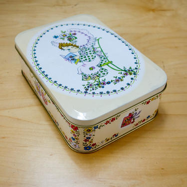 Vintage sweet metal tin box w/ lid, 80s rustic home decor floral prairie cottagecore vibes Katy Jane Series England herb crystal storage 