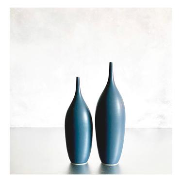 SHIPS NOW- set of 2 Dark Blue Indigo Stoneware Bottle Vases by Sara Paloma Pottery.  shelf decor navy blue teal mid century modern decor 