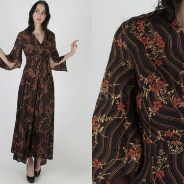 Black Floral Kimono Sleeve Mini Dress / Vintage 70s Wildflower Angel Wing Dress / Deep V Wrap Womens Festival Maxi Dress 