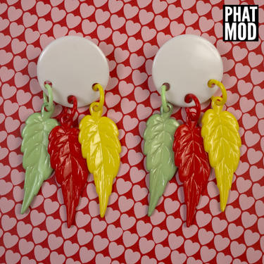 Avant Garde Vintage 80s 90s White Red Green Yellow Plastic Feather Dream Catcher Vibe Kitsch Large Statement Earrings 
