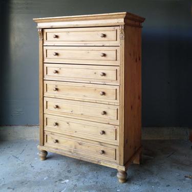 Solid Pine Antique Chest of Drawers  0653