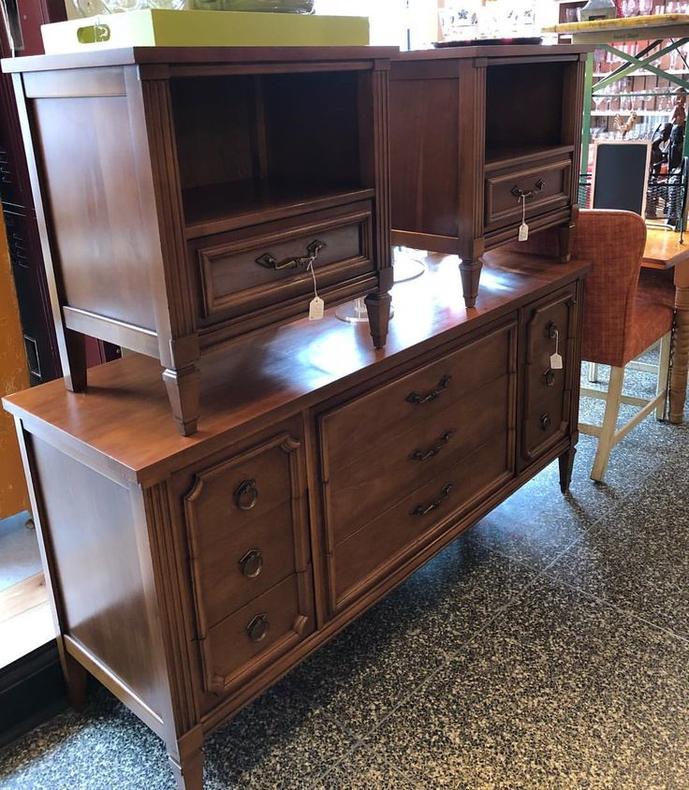 Night stands and dresser