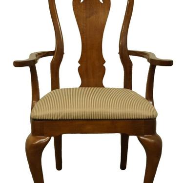 Set of 2 THOMASVILLE FURNITURE Winston Court Collection Traditional Queen Anne Style Dining Arm Chairs 20621-832 