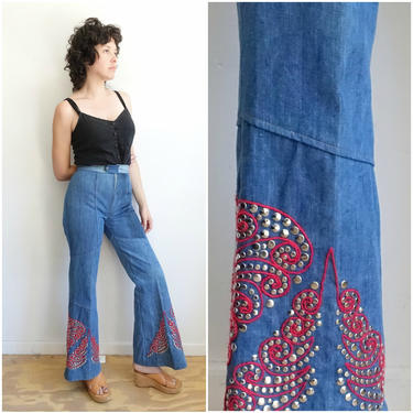 Vintage 70s STUDDED Bell Bottom Denim/ 1970s Embroidered Jeans with Studs/ Stagewear Rock n Roll/Size 28 