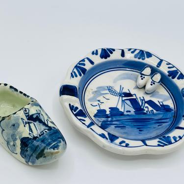 Vintage Delft Ashtray with Tiny Shoes- 4&quot; 