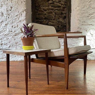 Mid century lounge chair Danish modern lounge chair Kofod Larsen for Selig lounge chair 