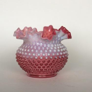 vintage fenton cranberry opalescent hobnail vase with ruffled edge 