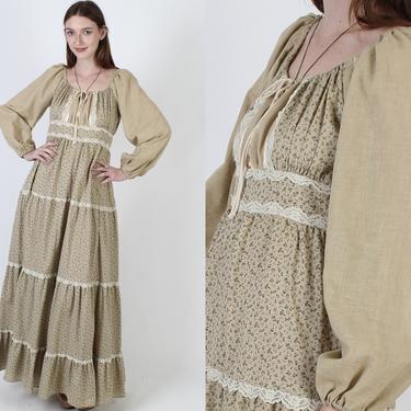 Vintage 70s Gunne Sax Calico Dress / Long Tiered Boho Wedding Dress / Tan Floral Prairie Bouquet Corset Lace Up Maxi Dress 