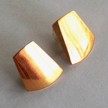 Pierre Cardin  Modernist Pierced Stud Earrings 