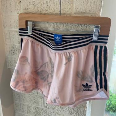 Adidas Size M Pink & Black Shorts