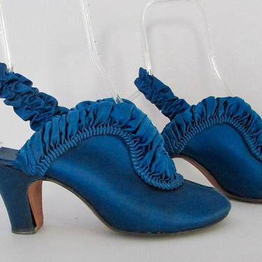 SATIN NIGHTS Vintage 50s Slippers | 1950s Daniel Green Cobalt Blue Satin Shoes | Peep Toe Heels | 40s 1940s Pinup Boudoir Hostess | Sz 8 1/2 