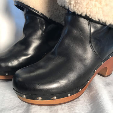 Clogs~ Sherpa lined wooden high heel clogs~ black leather~ studded ~ankle boots~ chunky platform heel~ Boho style ~size 8 