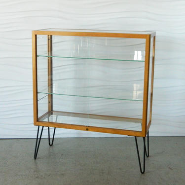 HA-6000 Glass Display Cabinet with Hairpin Legs