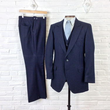 Size 42 Long, 36x33 Vintage 1980s Men’s 3pc Peak Lapel Single Breasted Navy Blue Flannel Wool Pinstripe Suit 
