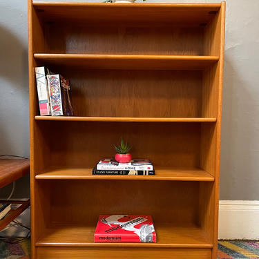 Danish Modern Teak Bookcase w\/3 shelves
