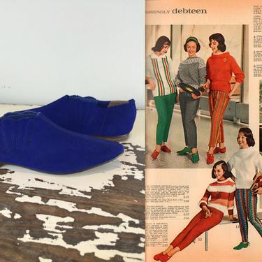 She Was a Debteen - Vintage 1960s Royal Blue Nubuck Leather Flats Skimmers Flat Shoes Booties - 7 M 