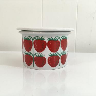 Vintage Arabia Finland Strawberry Jar Pomona with Lid Kitchen Canister Jam Mid Century Modern Strawberries 1950s Made in Finland 
