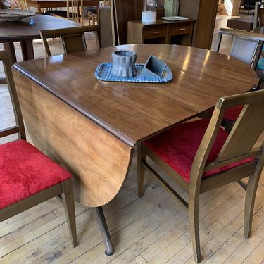 Round Mid-Century Drop Leaf Dining Table w/ 2 Leaves