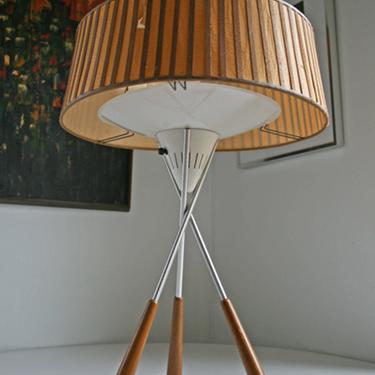 RARE vintage mid century Lightolier Gerald Thurston tripod table lamp 