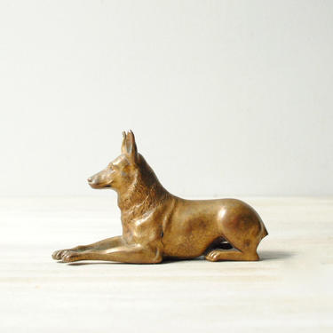 Vintage German Shepherd Dog Figurine, German Shepherd Statue, Jennings Brothers Cast Metal Dog Figurine, Gold Dog Figurine 