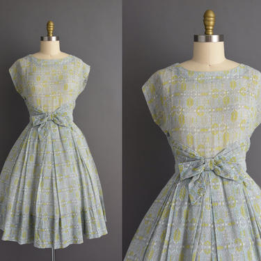 vintage 1950s | R&amp;K Mint Chartreuse print short sleeve full skirt cotton dress | Medium | 50s dress 