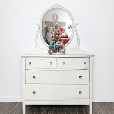 NEW - Vintage Four Drawer Dresser with Oval Swing Mirror 