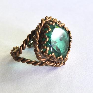 Czech Green Glass Adjustable Ring 