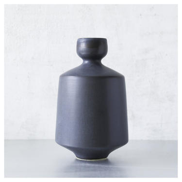 SHIPS NOW- one 9.5&quot; stoneware vase with matte black glaze by sara paloma pottery 