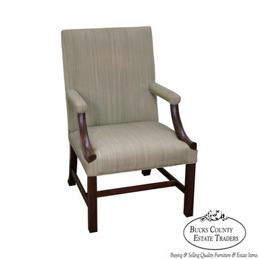Kittinger Colonial Williamsburg Adaptation Mahogany Chippendale Library Arm Chair 