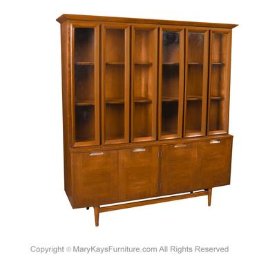 Mid Century China Cabinet Hutch American of Martinsville by Marykaysfurniture