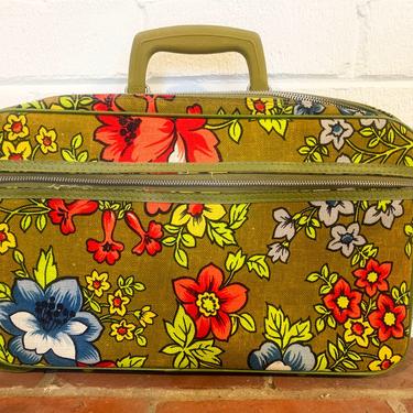 Vintage Bantam Travelware Flower Suitcase Rainbow Floral Case Make Up Bag Makeup Overnight Bag Luggage Travel 1950s Japan 1960s Bronx NY Boh 