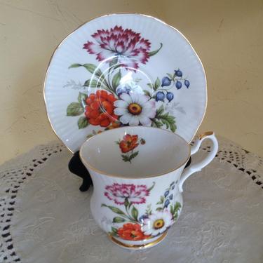 Vintage Pretty Royal Coach Staffordshire Teacup and Saucer pretty Mixed Flowers with Gold trim Mint 
