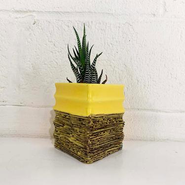 Vintage Wall Pocket Aborn California Pottery Planter Sunshine Yellow Textured Indoor Ceramic Home Decor 1950s Tan Brown Flower Unmarked 