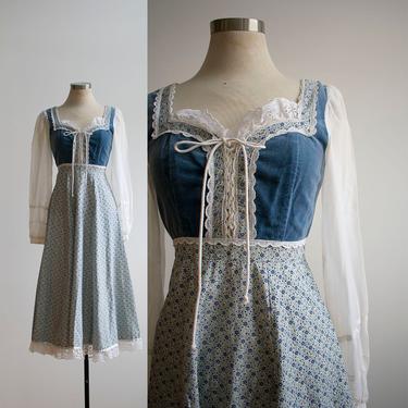 1970s Gunne Sax Dress / 1970s Floral Maxi Dress / Gunne Sax Gown / Mini Floral and Lace Gown / Vintage Bohemian Hippie Gown 