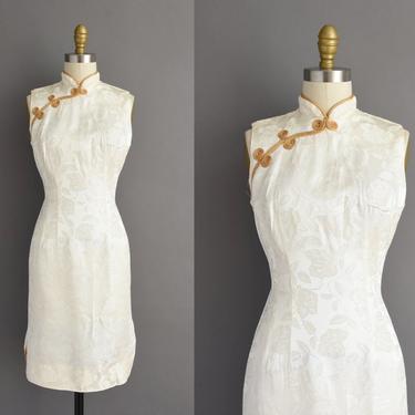 1960s vintage dress | Ivory & Gold Sparking Cheongsam Cocktail. Party Wiggle Dress | Small | 60s dress 