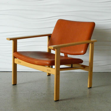 HA-15299 Arne Jacobsen Leather 4700 Chair