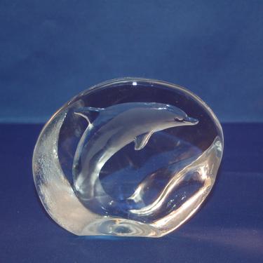Mats Jonasson Sweden Signed Crystal Leaping Dolphin Glass Paperweight Sculpture with Original Label #3523 ~ Swedish artist Mats Jonasson 