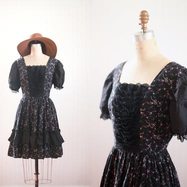 black floral ruffled squaredance dress - m 